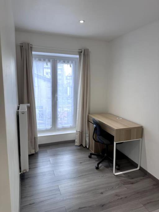 Appartement T4 En Hyper-Centre Bourgoin-Jallieu Εξωτερικό φωτογραφία